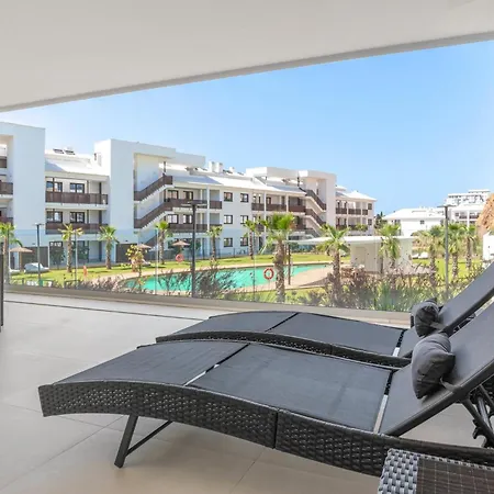 Elegante 2br Con Terraza En Higueron * Fuengirola