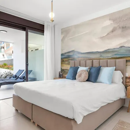 Elegante 2br Con Terraza En Higueron Fuengirola