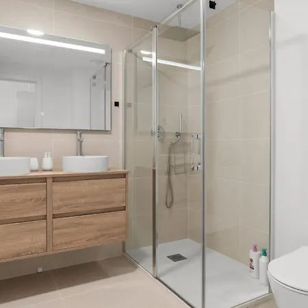 Elegante 2br Con Terraza En Higueron