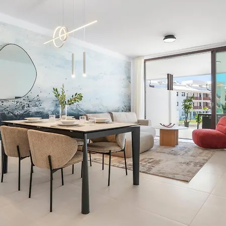 Elegante 2br Con Terraza En Higueron * Fuengirola